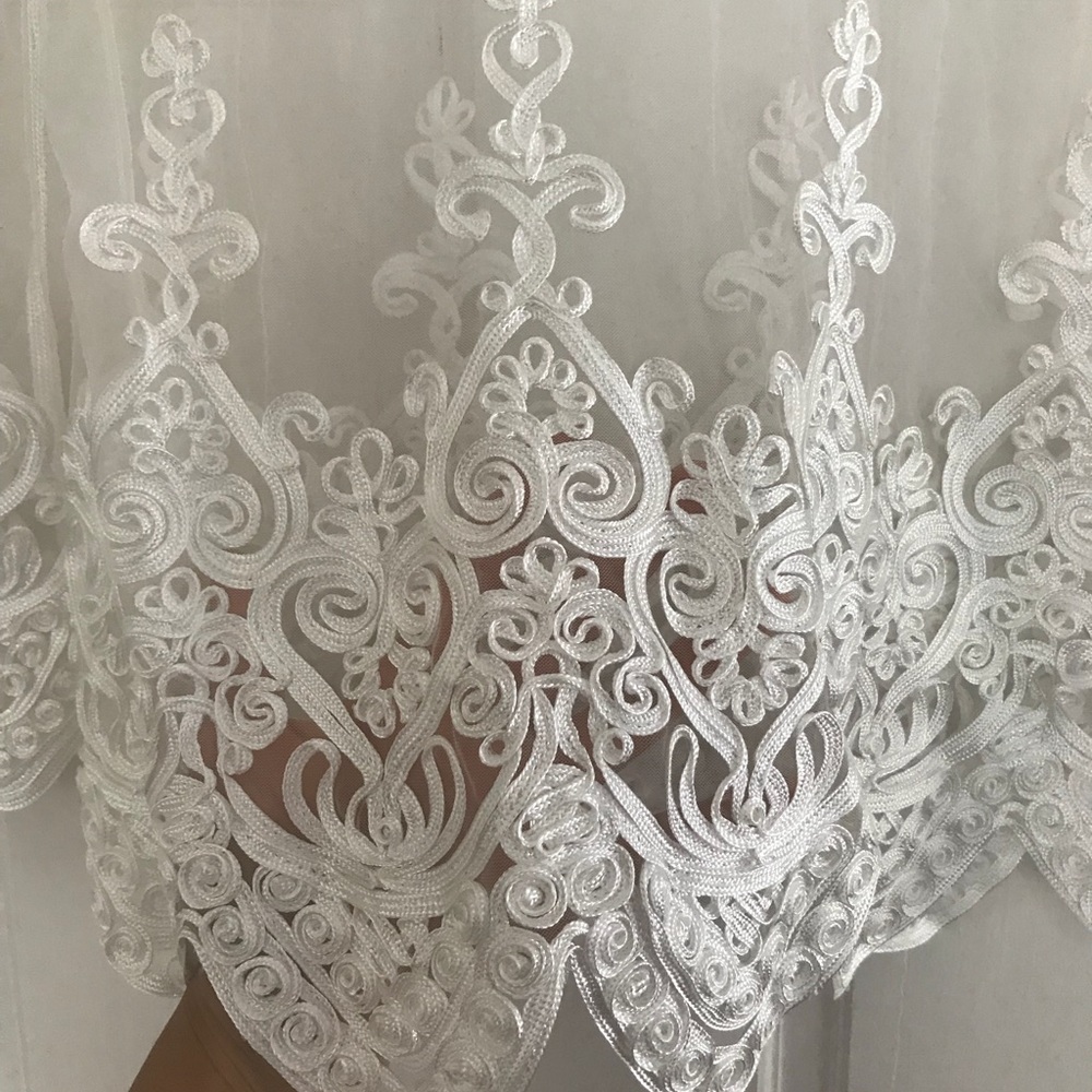 White Long Sleeve Top with Intricate Lace - Picture 2 of 8